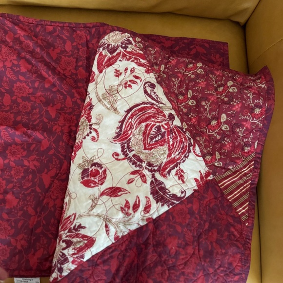 Like new Martha Stewart Somerset Square Cotton  Standard Pillow Sham set of 2 - Picture 4 of 6